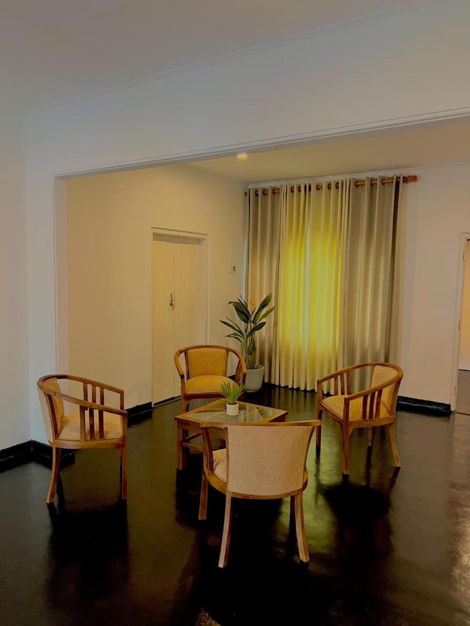 מטרה The Embrace Villa מראה חיצוני תמונה